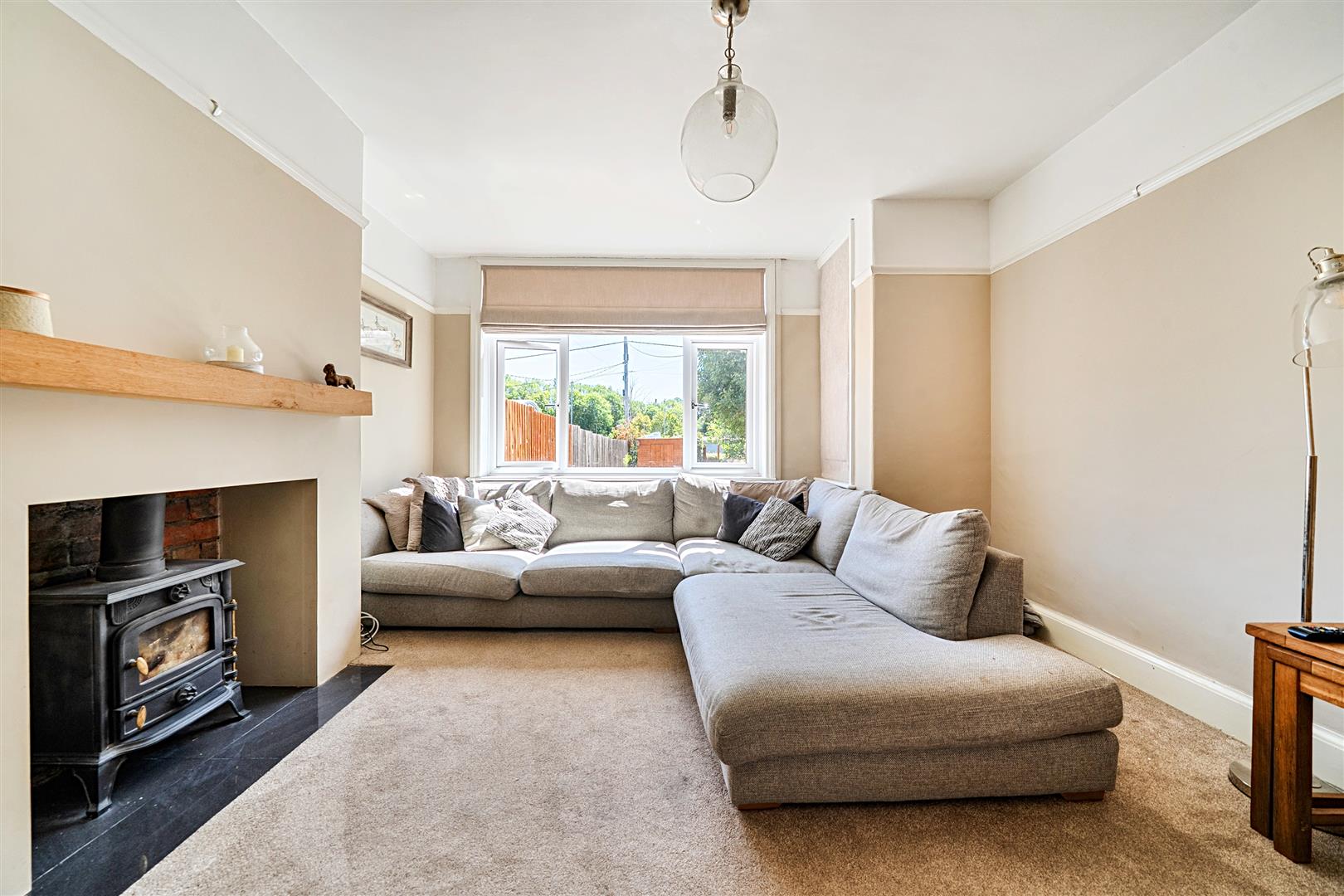 Chalfont, Bath Road, 